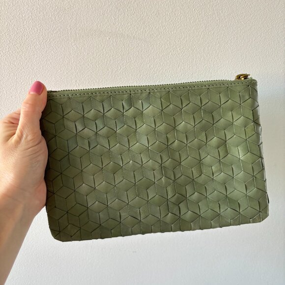 NWT Madewell green leather woven pouch clutch - Picture 2 of 5